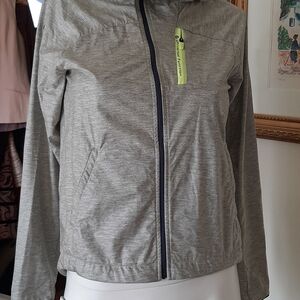 Descente hooded Jacket
